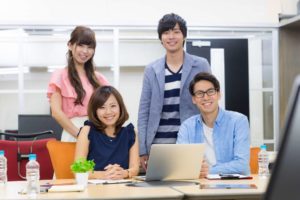 幸せの専門家になろう